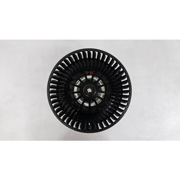 Вентилятор отопителя 72223-YC001