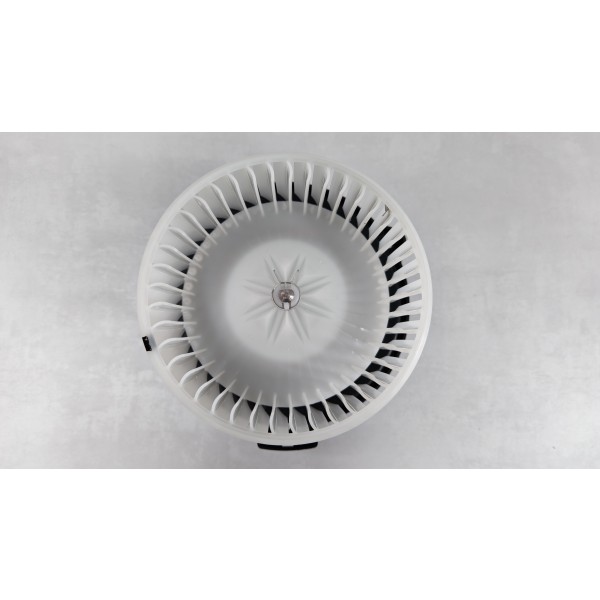 Вентилятор отопителя 87103-12070