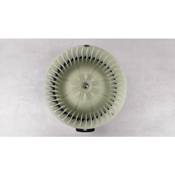 Вентилятор отопителя 87103-22120