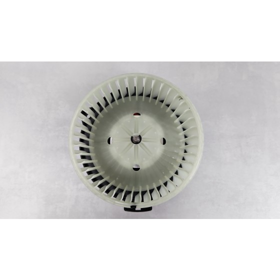 Вентилятор отопителя 87103-35030