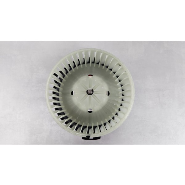 Вентилятор отопителя 87103-35030