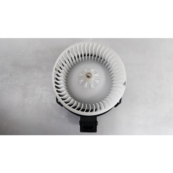 Вентилятор отопителя 87103-42070