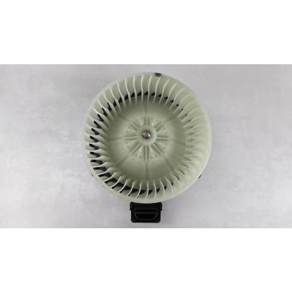 Вентилятор отопителя 87103-52120