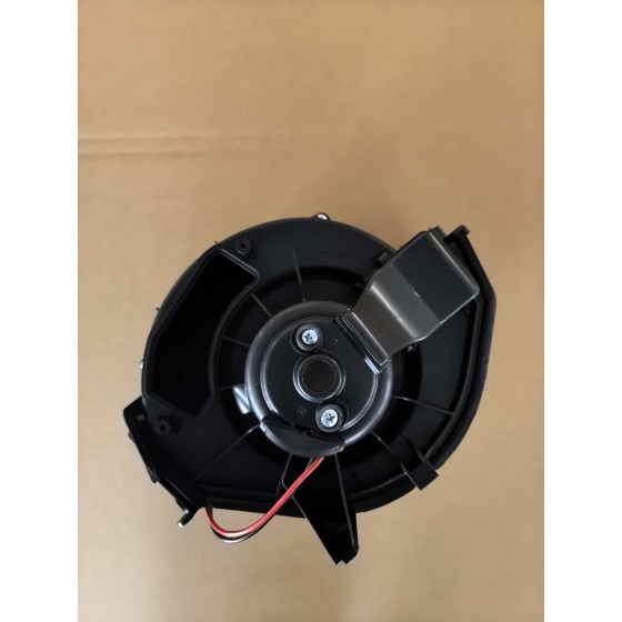 Вентилятор отопителя 4F0820020A