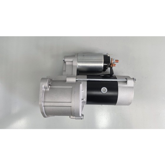 Стартер MD164977