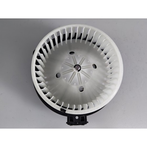 Вентилятор отопителя 87103-48050